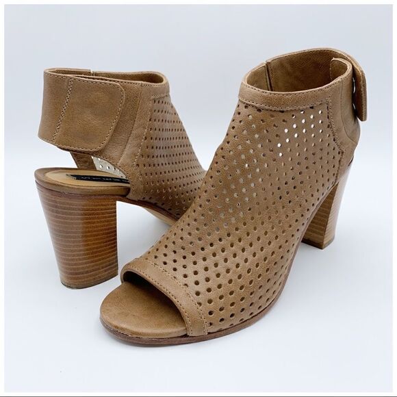 Steven by Steve Madden Tan Brown Perforated Open Toe Sandal Booties Sz 38/8 - Picture 2 of 14